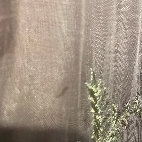 Imrozia premium -like new
Medium. Worn once. - Picture 3 of 16